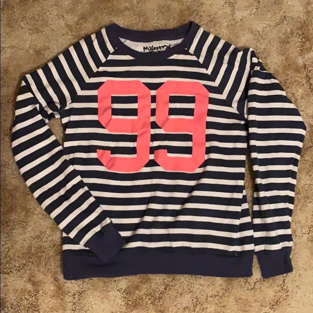 Long sleeved 99 tee